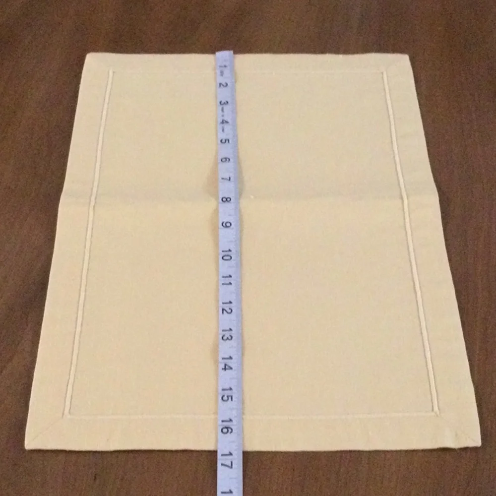 Unbranded Pale Yellow Set of 4 Placemats